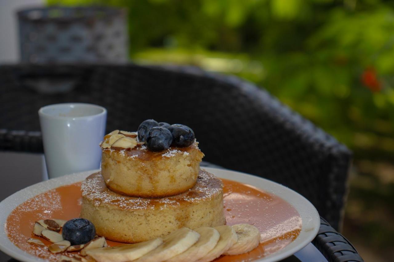 لوكويللو The Serene House Bed & Breakfast المظهر الخارجي الصورة