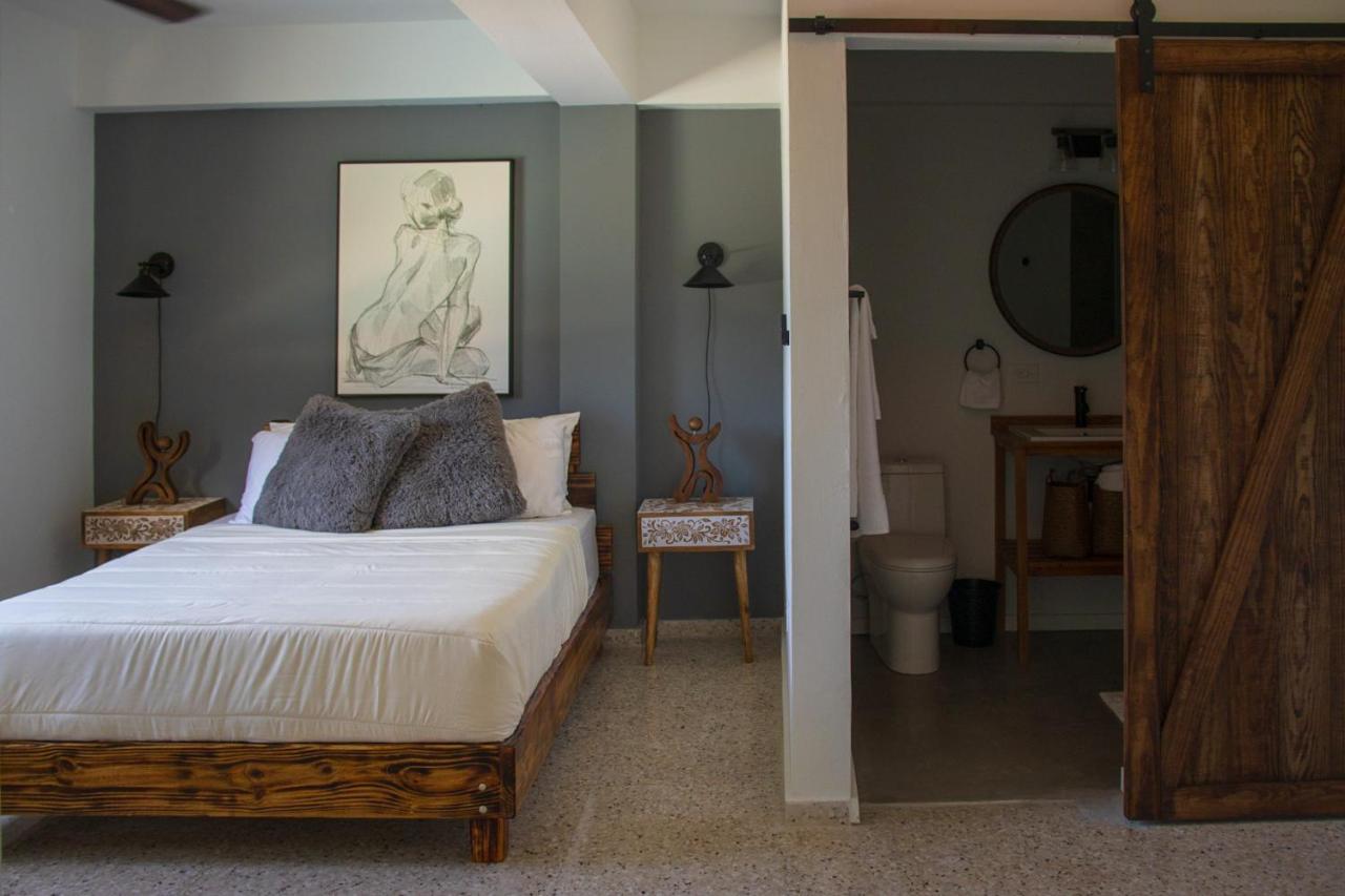 لوكويللو The Serene House Bed & Breakfast المظهر الخارجي الصورة