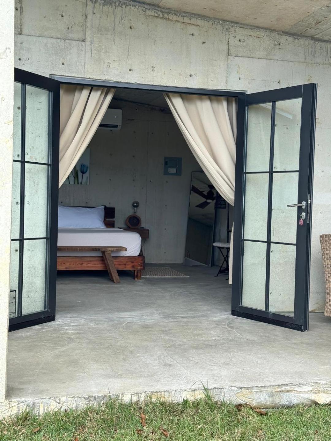 لوكويللو The Serene House Bed & Breakfast المظهر الخارجي الصورة