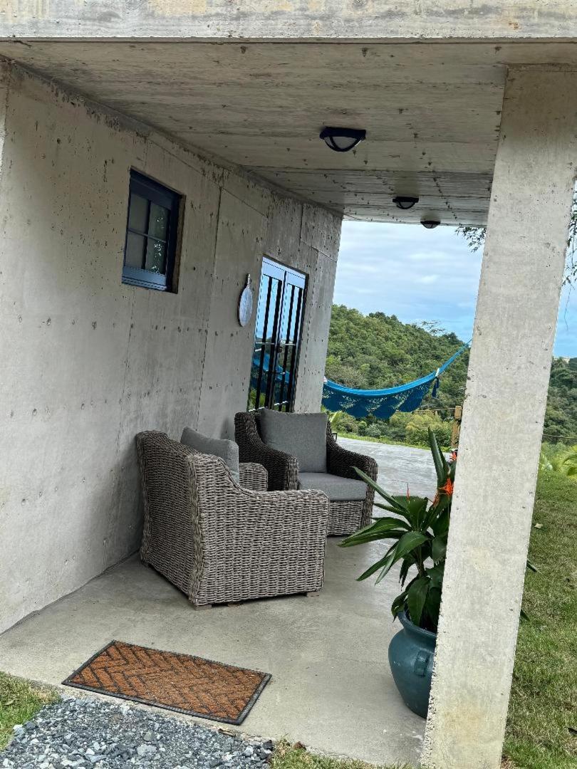 لوكويللو The Serene House Bed & Breakfast المظهر الخارجي الصورة