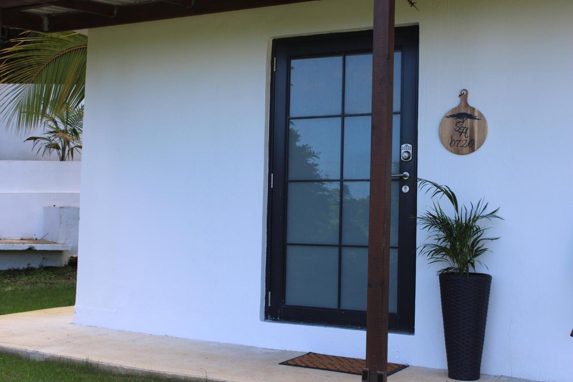 لوكويللو The Serene House Bed & Breakfast المظهر الخارجي الصورة